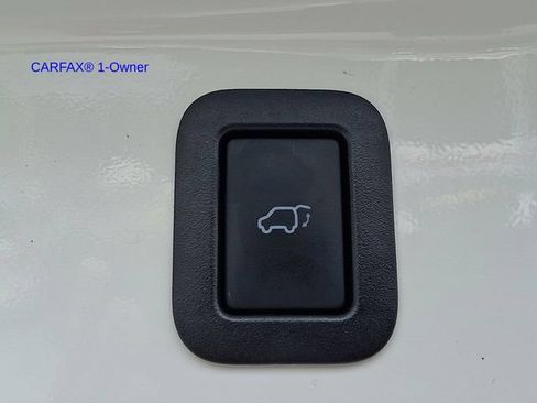 Used 2016 Toyota Highlander XLE AWD/4WD image 34