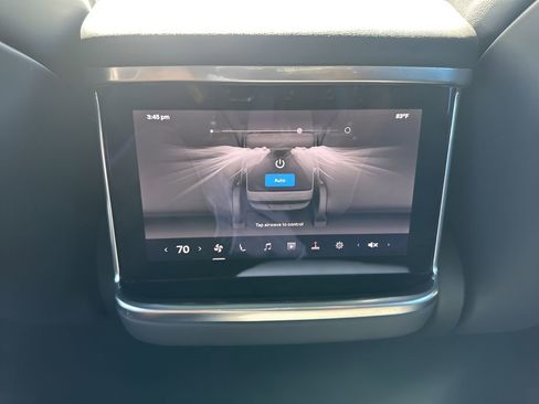 Used 2021 Tesla Model S Plaid image 13