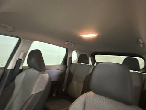 Used 2021 Nissan Rogue S AWD/4WD image 12
