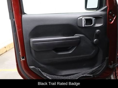 Used 2021 Jeep Wrangler Unlimited Sport AWD/4WD image 13