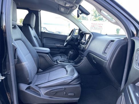 Used 2016 Chevrolet Colorado Z71 image 12