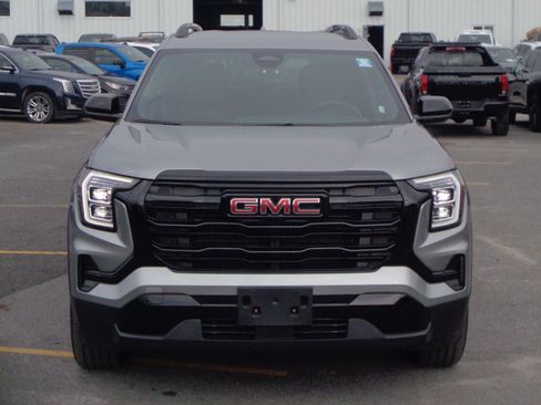Used 2026 GMC Terrain Elevation w/ Elevation Premium Package AWD/4WD image 2
