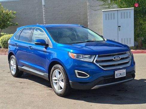 Used 2018 Ford Edge SEL w/ Equipment Group 201A FWD image 3