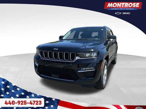Used 2024 Jeep Grand Cherokee Limited AWD/4WD image 34