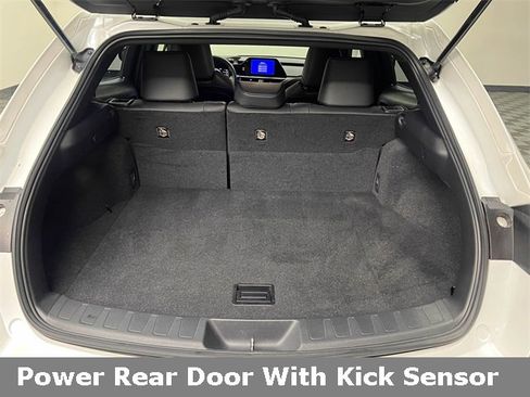 Certified 2023 Lexus UX 250h FWD image 8