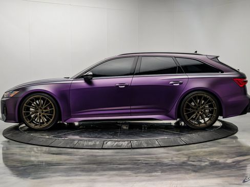 Used 2023 Audi RS 6 w/ Black Optic Package AWD/4WD image 8