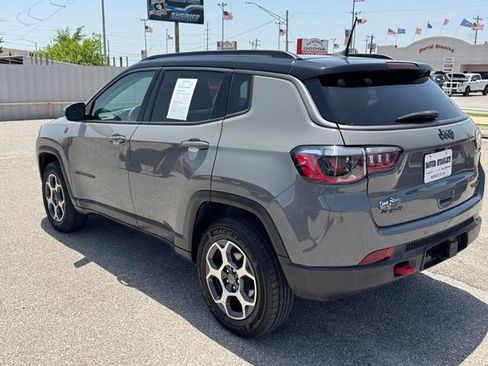 Used 2022 Jeep Compass Trailhawk w/ Sun and Sound Group AWD/4WD image 4