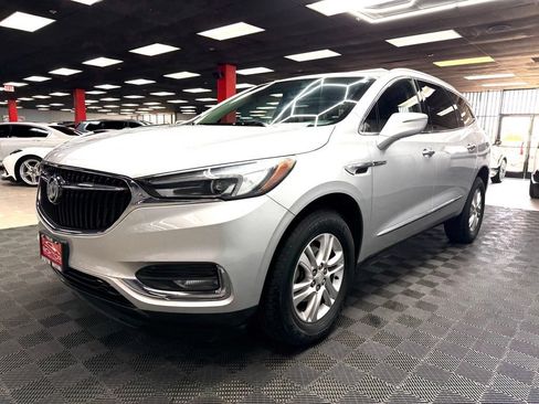 Used 2018 Buick Enclave Essence FWD image 7
