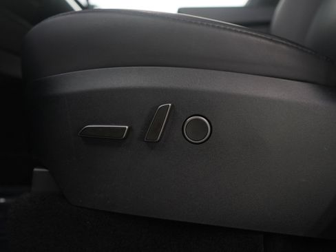 Used 2024 Tesla Model Y Long Range image 22