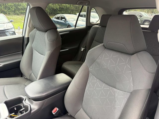 Used 2024 Toyota RAV4 XLE FWD image 11