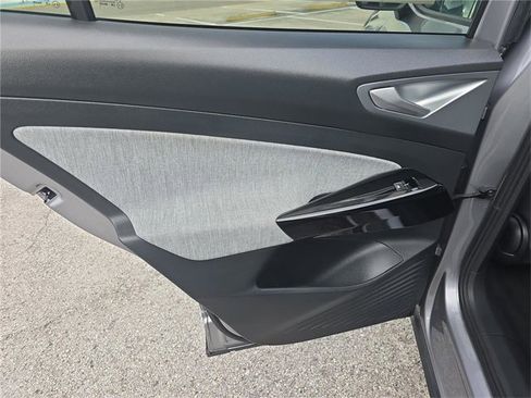 Certified 2023 Volkswagen ID.4 Pro image 10