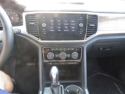 Used 2019 Volkswagen Atlas SEL Premium AWD/4WD image 29