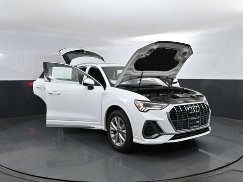 Certified 2025 Audi Q3 2.0T Premium AWD/4WD image 28