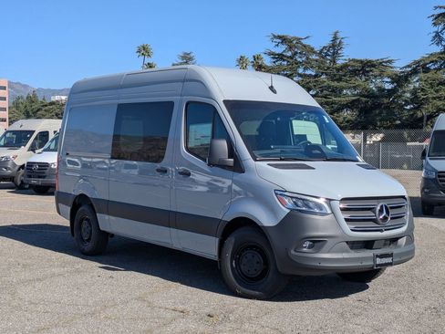 New 2025 Mercedes-Benz Sprinter 2500 image 16