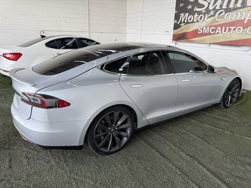 Used 2012 Tesla Model S Signature Performance image 13