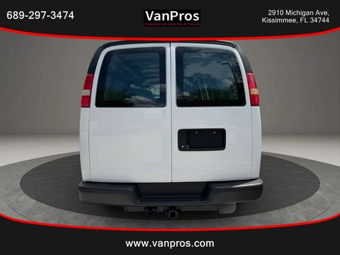 Used 2016 GMC Savana 2500 Extended RWD image 4