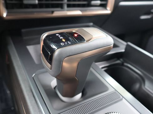 Used 2025 GMC Hummer EV 2X AWD/4WD image 24