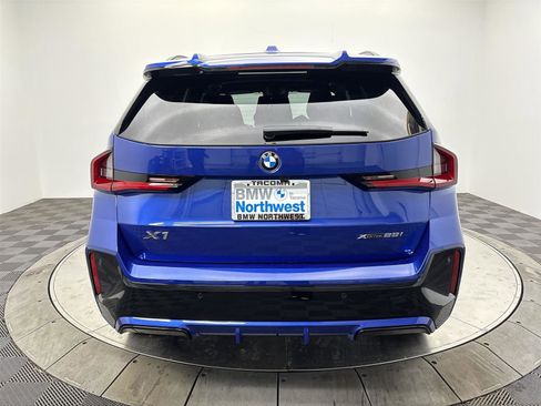 New 2026 BMW X1 xDrive28i w/ Technology Package AWD/4WD image 15