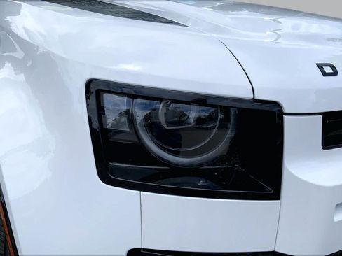 New 2026 Land Rover Defender 130 V8 AWD/4WD image 15