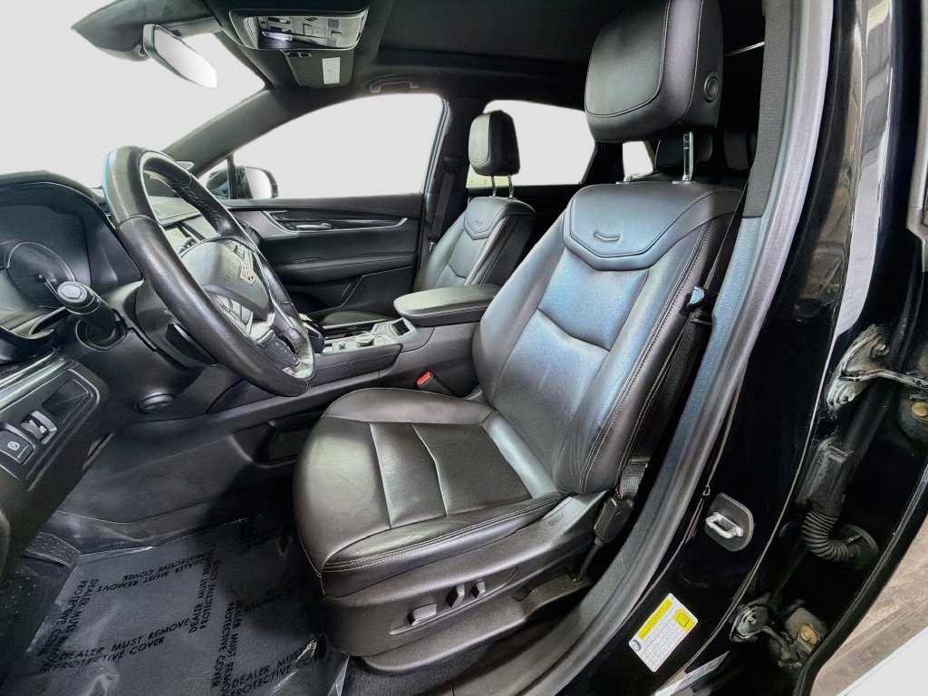Used 2022 Cadillac XT5 Premium Luxury AWD/4WD image 23