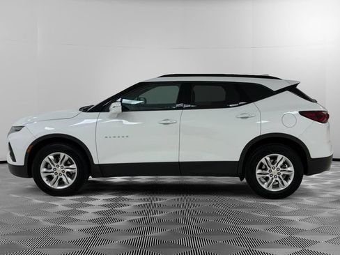 Used 2021 Chevrolet Blazer LT AWD/4WD image 2