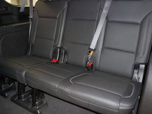 Used 2022 GMC Yukon XL Denali w/ Denali Premium Package AWD/4WD image 21