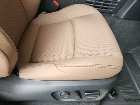 New 2026 Toyota 4Runner Limited image 28