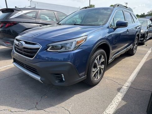 Used 2022 Subaru Outback Limited AWD/4WD image 3