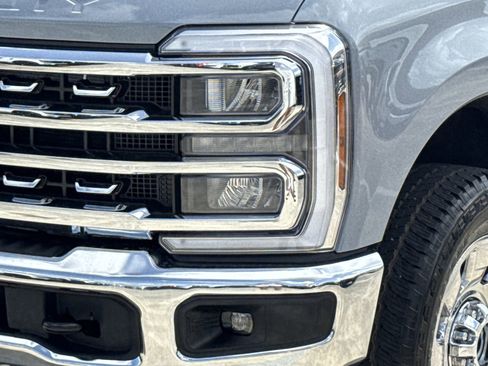 Used 2025 Ford F350 Lariat w/ Chrome Package AWD/4WD image 37