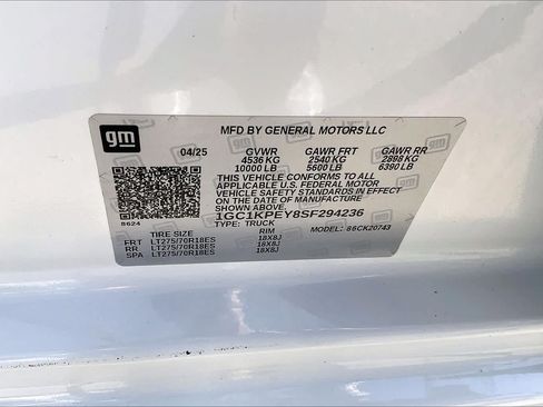 Used 2025 Chevrolet Silverado 2500 LTZ w/ LTZ Premium Package AWD/4WD image 34