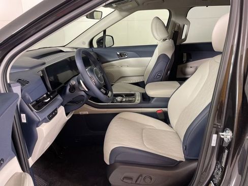 New 2026 Kia Carnival EX image 16