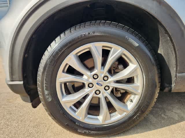 Used 2021 Ford Explorer Limited w/ Equipment Group 301A AWD/4WD image 7