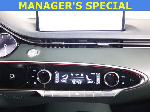 Used 2022 Genesis GV70 2.5T w/ Advanced Package AWD/4WD image 20