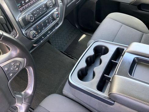 Used 2017 Chevrolet Silverado 1500 LT RWD image 16
