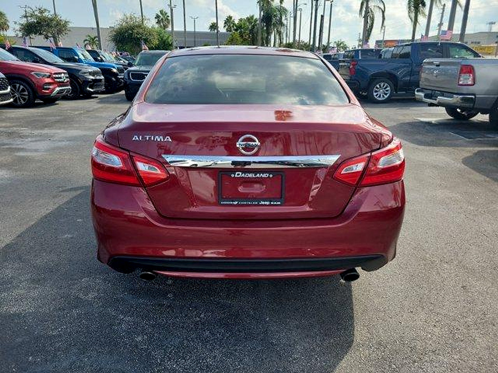 Used 2016 Nissan Altima 2.5 S w/ Power Driver Seat Package FWD image 6