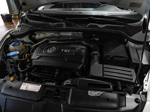 Used 2015 Volkswagen Beetle 1.8T FWD image 26