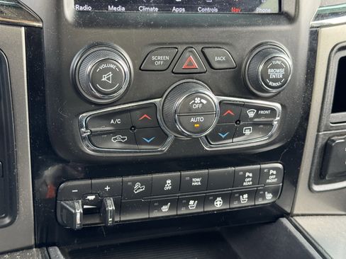 Used 2018 RAM 2500 Laramie w/ Sport Appearance Group image 10