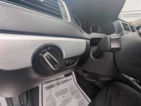 Used 2014 Volkswagen Jetta SEL FWD image 26
