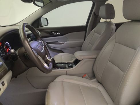 Used 2019 GMC Acadia SLT image 17