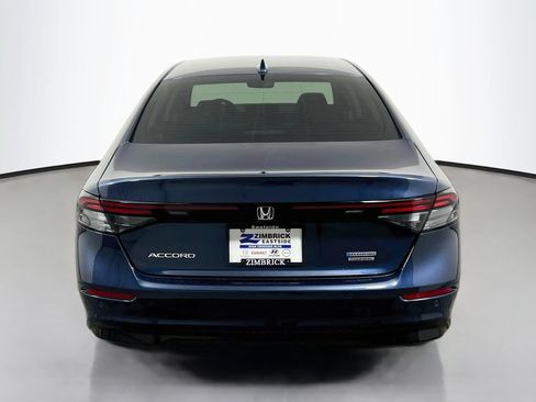 Used 2025 Honda Accord Touring image 6