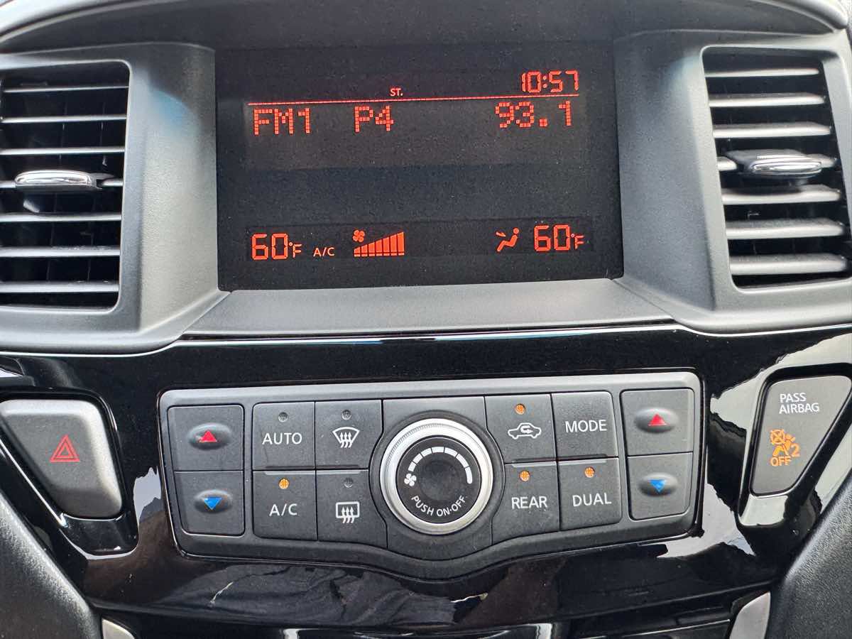 Used 2016 Nissan Pathfinder S FWD image 52