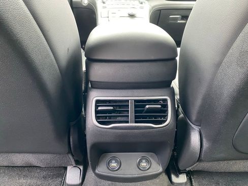 Certified 2023 Hyundai Santa Fe SEL w/ Premium Package image 35