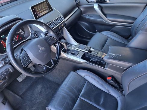 Used 2018 Mitsubishi Eclipse Cross SE image 12