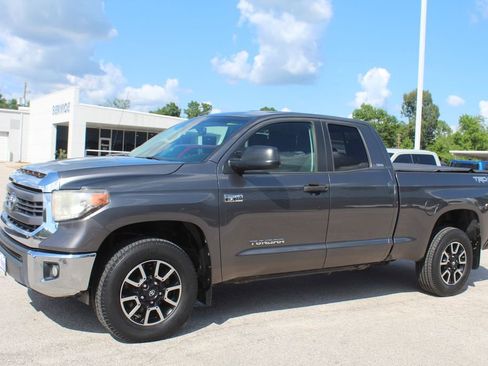 Used 2015 Toyota Tundra SR AWD/4WD image 3