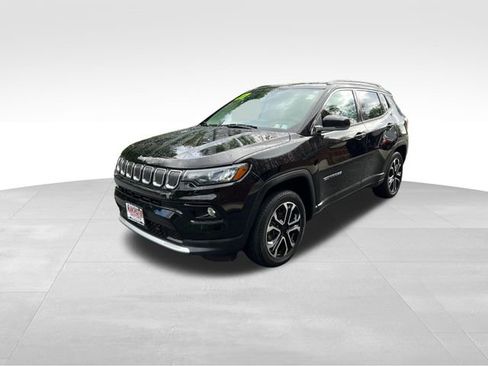 Used 2022 Jeep Compass Limited AWD/4WD image 3