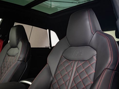 New 2026 Audi Q8 Prestige image 22