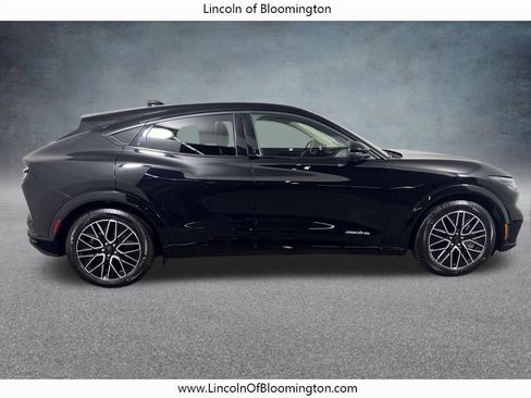 Used 2024 Ford Mustang Mach-E Premium AWD/4WD image 7