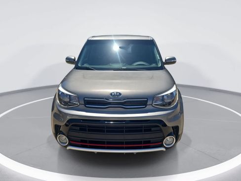 Used 2018 Kia Soul ! FWD image 3