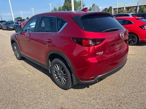 Used 2017 MAZDA CX-5 Touring w/ Preferred Equipment Package AWD/4WD image 4