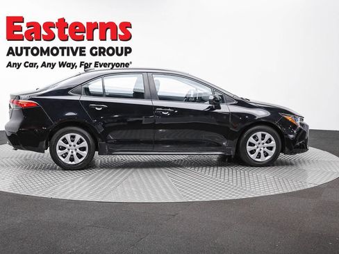 Used 2024 Toyota Corolla LE FWD image 4